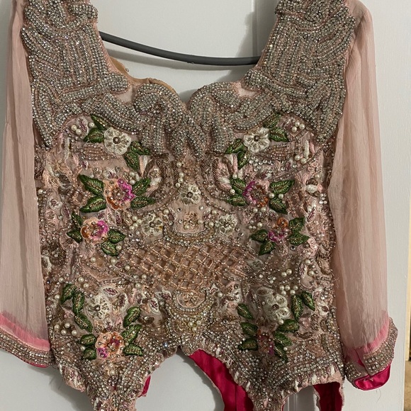 Maxi - Picture 1 of 14